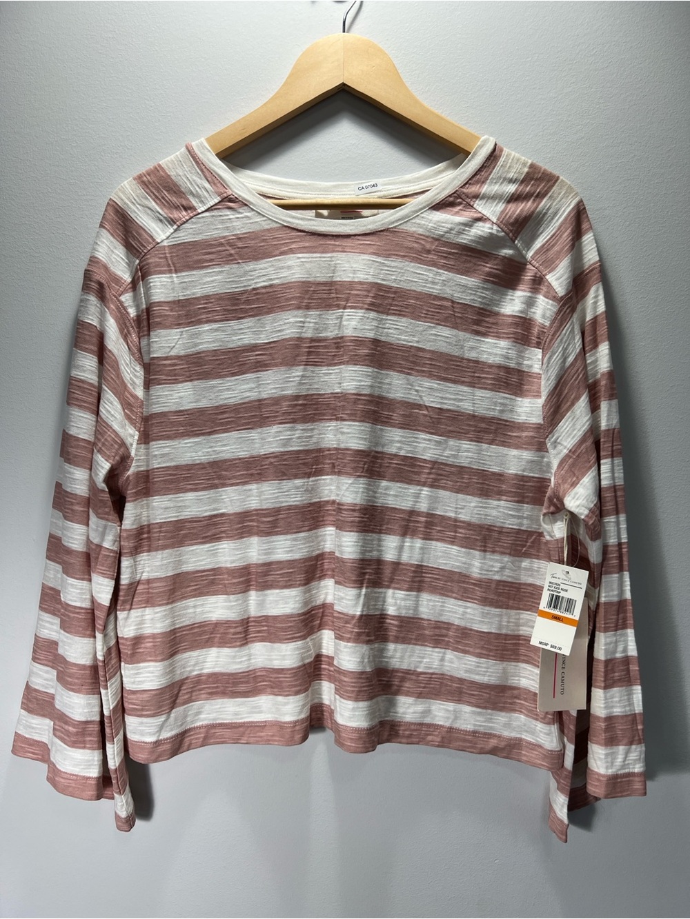 NWT Two by Vince Camuto Roadtrip Striped Top Iced Rose/Ivory - Small